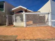 Casa para Aluguel com 3 quartos, 360 m² por R$ 4.600 Casa para Aluguel com 3 quartos, 360 m² por R$ 4.600