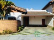 Casa para Aluguel com 3 quartos, 360 m² por R$ 9.100