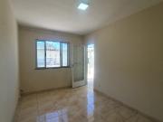 Casa para Aluguel com 3 quartos, 97 m² por R$ 2.000