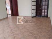 Casa para Aluguel com 4 quartos, 205 m² por R$ 5.500