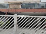 Casa para Aluguel com 4 quartos, 239 m² por R$ 8.800