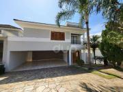 Casa para Aluguel com 4 quartos, 258 m² por R$ 7.490