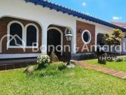 Casa para Aluguel com 4 quartos, 273 m² por R$ 6.000