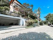 Casa para Aluguel com 4 quartos, 320 m² por R$ 9.000