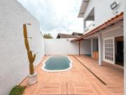 Casa para Aluguel com 4 quartos, 326 m² por R$ 8.000