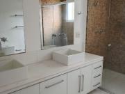 Casa para Aluguel com 4 quartos, 360 m² por R$ 15.000