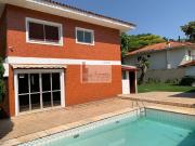 Casa para Aluguel com 4 quartos, 450 m² por R$ 8.500