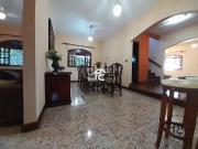 Casa para Aluguel com 4 quartos, 453 m² por R$ 9.000