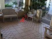 Casa para Aluguel com 4 quartos, 608 m² por R$ 15.000