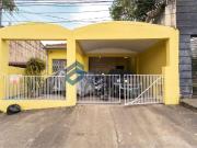 Casa para Aluguel com 5 quartos, 147 m² por R$ 5.700