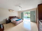 Casa para Aluguel com 5 quartos, 344 m² por R$ 9.800