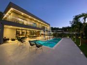 Casa para Aluguel com 5 quartos, 720 m² por R$ 33.500