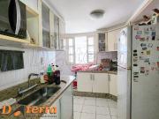 Casa para aluguel comercial em Praia de Itaparia, na av....