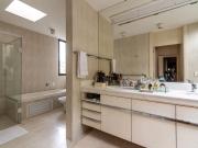 Casa para aluguel e venda com 885 metros quadrados com 4...