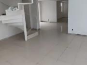 Casa para aluguel possui 600 metros quadrados em Brotas...