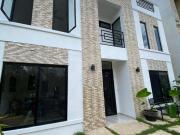 Casa para familias numerosas en Via Cumbres / Perfect...