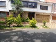 CASA PARA LA RENTA EN LAURELES SECTOR EL VELODROMO
