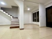 Casa para la venta Bario Jardin Pereira