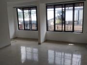 Casa para la venta de tres pisos sector Parque Industrial