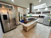 Casa para la venta en el Poblado