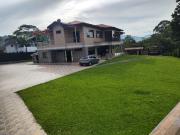 Casa para la venta INDEPENDIENTE en El Escobero parte baja