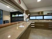 Casa para Locação – Alphaville 2 – Terreno de Esquina –...