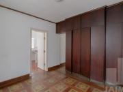 Casa para locação com 4 quartos, 3 banheiros e amplo terreno