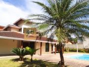 CASA PARA LOCAÇÃO COM PISCINA EM CONDOMINIO