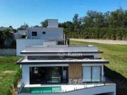 Casa com 3 dormitórios, 240 m² venda por R$ 2.300.000,00...