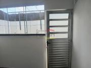 Casa para locaÃ§Ã£o no Bairro Barro Branco em rua tranquila