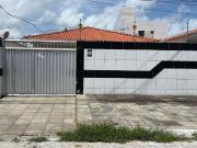 Casa para locação, no bairro Bessa em João Pessoa, Paraíba