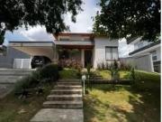 Casa para locaÃ§Ã£o parcialmente Mobiliada CondomÃnio...