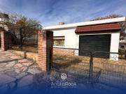 Casa a Reciclar a pocas Cuadras del Centro