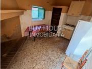 CASA PARA REFORMAR EN PLENO CENTRO DE CAMARENILLA CON PATIO