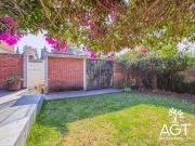 Casa para remodelar con 373 m² de superficie de terreno...