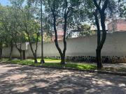 CASA PARA REMODELAR EN LAS LOMAS BAJA DE PRECIO!