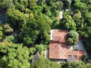 Casa para remodelar en venta en Los Chorros