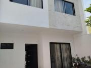 CASA 3 RECAMARAS A UNA CUADRA DE AV. MEXICO FRACC....