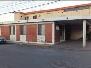 Casa Para uso habitacional y comercial en el centro de...