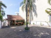 Casa para Venda 199.62m², 5 dormitórios, 15 vagas Tristeza