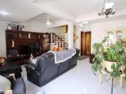 Casa para Venda 259.5m², 4 dormitórios, sendo 1 suites,...