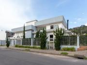 Casa para Venda 377m², 4 dormitórios, sendo 3 suites, 3...