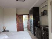 Casa para venda com 300 metros quadrados com 3 quartos...