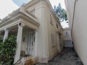 Casa para venda com 320 metros quadrados composta por 7...