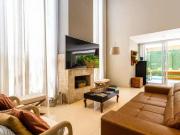 Casa para venda e aluguel em Alphaville de 10.00m² com 5...