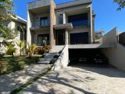 Casa para venda e aluguel em Alphaville em Santana De...