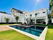 Casa para venda e aluguel em Alphaville Residencial Zero...