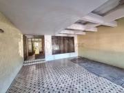Casa para venda e locação, 3 quartos sendo 1 suite, 4...