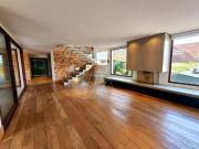 Casa para venda e locação em Alphaville Condomínio...