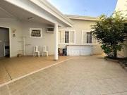 Casa com 2 dormitórios à venda, 114 m² por R$ 890.000,00...